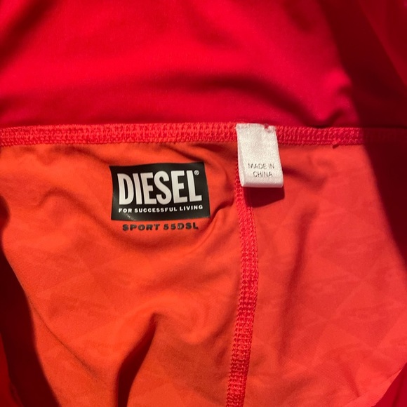 Diesel Sport Leggings/ Activewear Tomato Red Logo Leggings w/ Mesh Size XXS NWOT - Picture 6 of 6